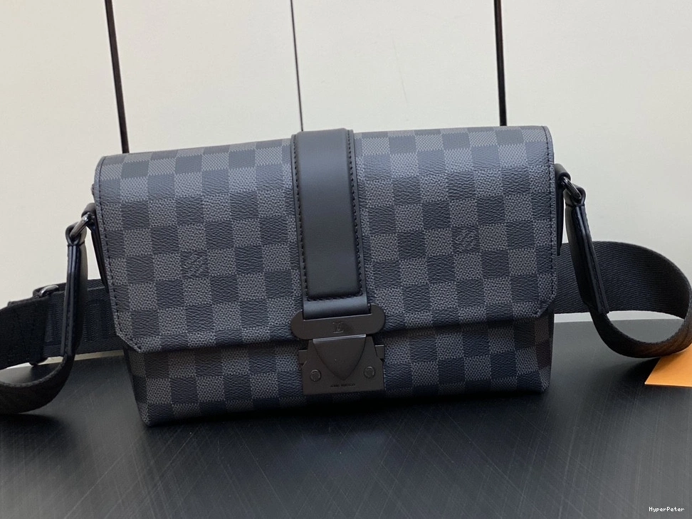Messenger VUITTON LOUIS S-Cape 0713
